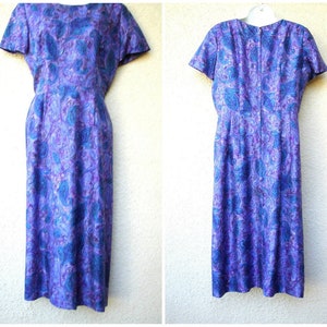 Vintage Sheath DRESS in SIlk with a Watercolor Print, Circa 1950s 60s. Size Medium image 1