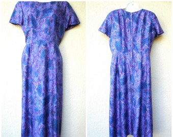 Vintage Sheath DRESS in SIlk with a Watercolor Print, Circa 1950s - 60s.  Size Medium