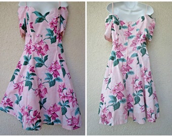 1980s PROM DRESS with a Floral Print,  Full Skirt and a Tulle Under Layer. Size M