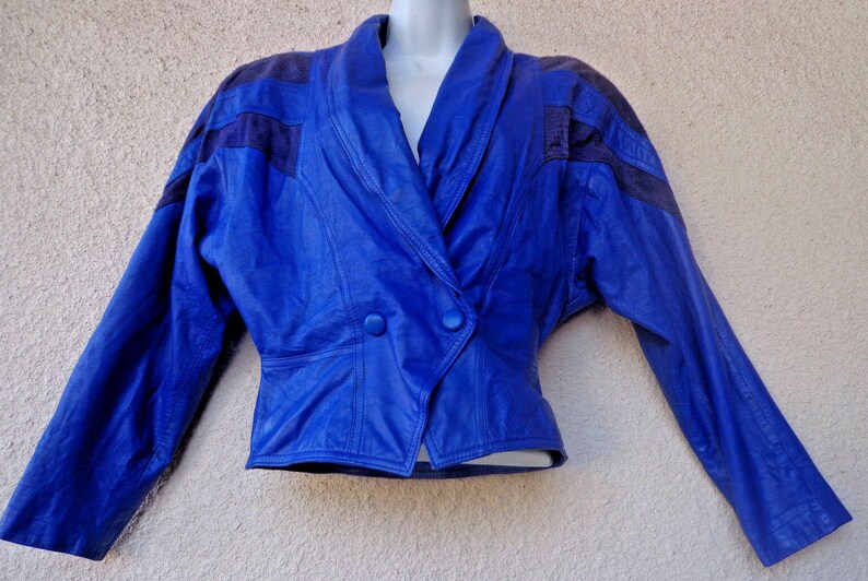1980s Blue Leather Jacket Cropped Motorcycle Biker Style Batwing Sleeves Bright Cobalt Xs To S