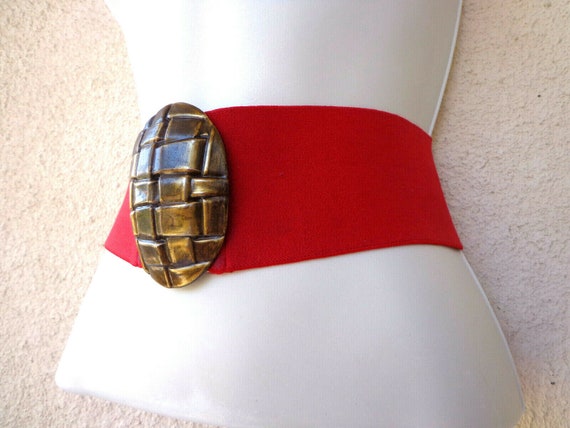 1980s WIDE STRETCH BELT in Red with a Huge Metal … - image 3