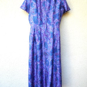 Vintage Sheath DRESS in SIlk with a Watercolor Print, Circa 1950s 60s. Size Medium image 5