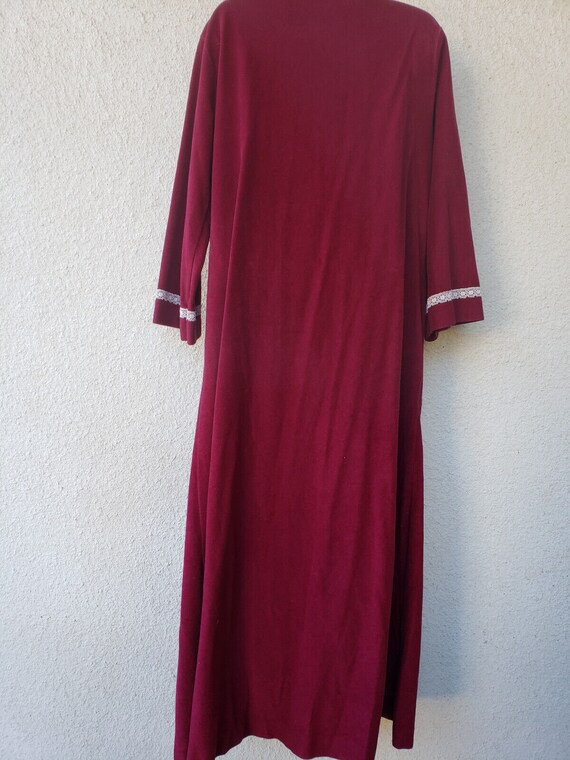 Vintage Velour Robe in Burgundy with Front Zipper… - image 7