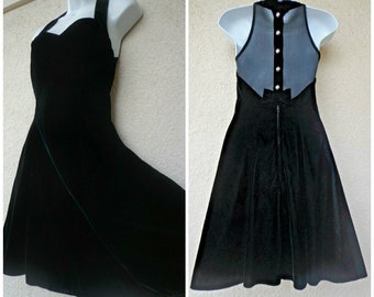 Prom / Party DRESS in Black Velvet with a Sexy Cage Back and a Full Skirt. Circa 1980s - 90s.  Size XS to S