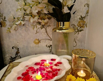 White Marble Petal Bowl – Handcrafted Floral Centrepiece & Decorative Bowl | Artefactia Luxury Decor