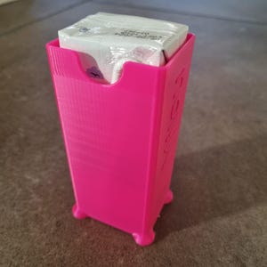 Drink Carton Holder Child – 3D Printed in ABS – Sturdy & Reusable – Anti-Spill – Fits Wicky, Fristi – Lunch Accessory