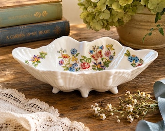 Vintage Aynsley Footed Dish Cottage Garden Bone China Scalloped Shells Made in England