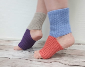 Women Men Multicolor Yoga Socks Flip Flop Socks Yoga Gift Athletic Socks Dance Socks Grip Socks Pilates Socks Toeless Socks
