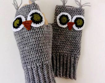 Owl Fingerless Mittens // Crochet Fingerless Gloves // Winter Fashion Accessories