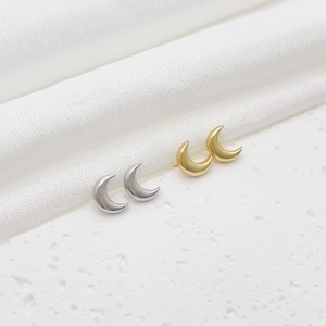 8mm Tiny Moon Earrings Gold or Silver, Crescent Moon Studs, Dainty Celestial Earrings for Women, Everyday Moon Jewelry