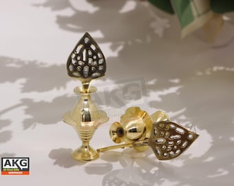 Eyeliner-Pulver im palästinensischen Stil mit goldenem traditionellen Topf: AKG Arabian Home Decore Earth Minerals Eyeliner Smudge Free