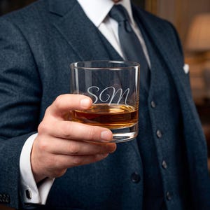 Whiskyglas med monogramskrift och initialer | Graverat 283 g Rocks-glas