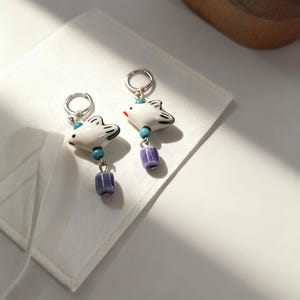 Handgjorda keramiska örhängen - Uggla fågel blommiga dingelörhängen - minimalistiska lersmycken - lätt hantverksgåva