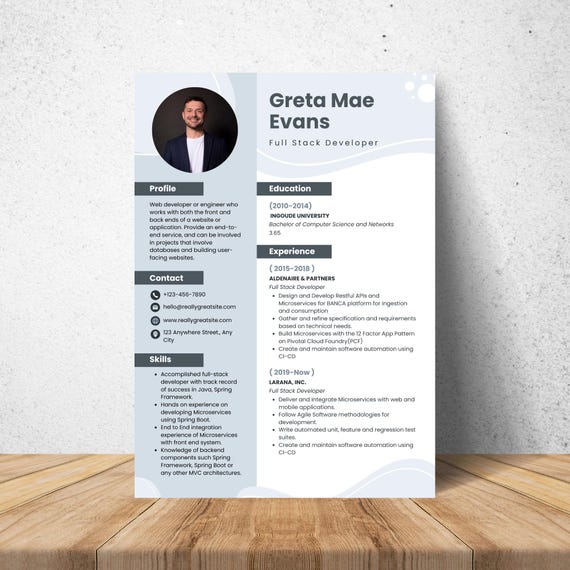 White and Blue Full Stack Developer Resume