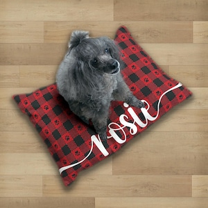 Personalized Buffalo Plaid Dog Bed: Custom Name Cotton Blend Pet Cushion for Cats/Dogs
