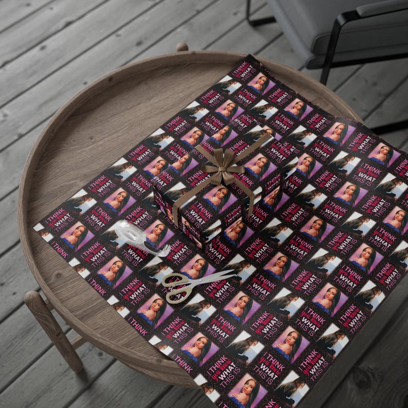 Tate McRae Christmas Wrapping Paper, Fun Wrapping Paper, Xmas Gift Wrap Roll, Tate McRae Merch, Cute Wrapping Paper