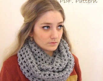 Infinity scarf / cowl - crochet pattern