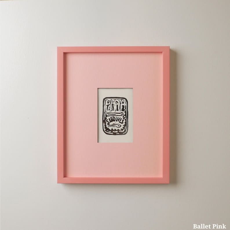 Moldura personalizada monocromática 16 x 20: Decoração moderna e colorida, fabricada em Ohio. imagem 9