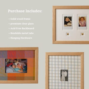 Pu&ograve; includere: Tre cornici in legno con foto. Una cornice contiene due piccole foto con cuori. Un'altra cornice ha un motivo a quadri colorato. La terza cornice ha un motivo a scacchi. Il testo "Purchase Includes:" e un elenco di funzionalit&agrave; sono visibili.