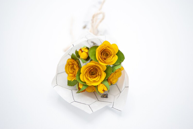 Mini Paper Rose Bouquet Gift Topper Keepsake Etsy