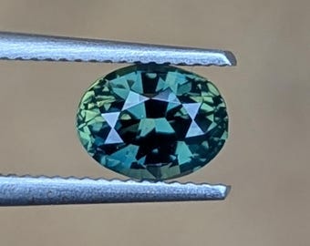 1.12 ct Oval Green Sapphire Loose Gemstone: Greenish Blue, 6.3 mm