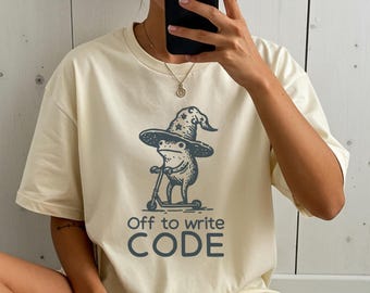 Funny Coder Shirt, Frog Wizard Writing Code Tee, Computer Science Major Gift, Software Engineer Humor, Sarcastic Programmer T-Shirt for Men