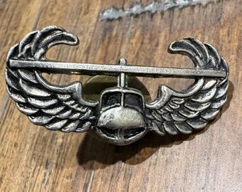 Vtg US Army Air Assault Wings Air Assault Badge Lapel Hat Pin Pinback