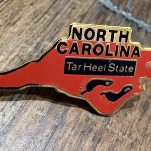 Vintage North Carolina State Map Outline Red And Gold Lapel Hat Pin Tar Heel St image 1