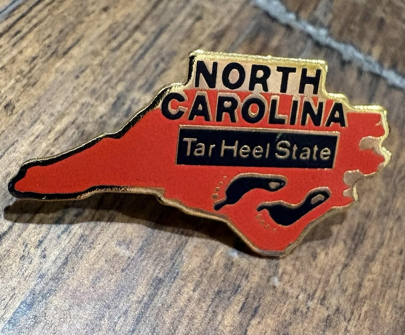 Vintage North Carolina State Map Outline Red And Gold Lapel Hat Pin Tar Heel St image 1