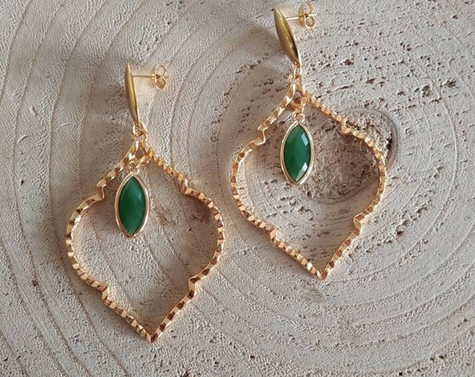 Green forest Arabic post earrings,