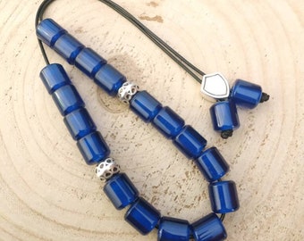 21-25 dark blue worry beads