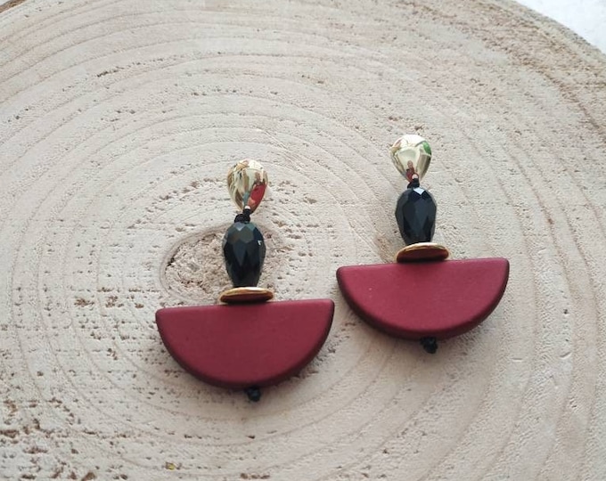 Japanese geisha inspired semicircle burgundy post earrings