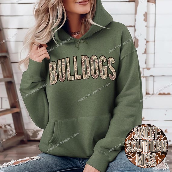 BULLDOGS-Camo, Arched, Mascot