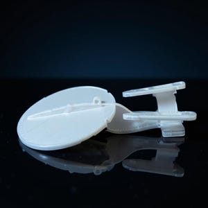 USS Enterprise NCC-1701-D fosforescente – Carta puzzle stampata in 3D / Kit fai da te ispirato a Star Trek / Regalo geek per appassionati di Star Trek e creativi