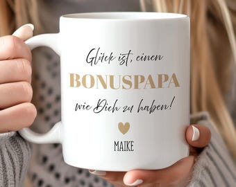 Bonuspapa Tasse Geschenk - personalisierte Tasse für Stiefvater mit Namen - Kaffeetasse Bonus Papa zum Geburtstag, Weihnachten & Vatertag