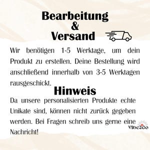 May include: Text on a cream-colored background reads "Bearbeitung & Versand" and details processing and shipping times. It states that personalized products are non-refundable and encourages inquiries.