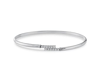 Pulsera rígida de oro macizo de 14 quilates con diamantes de laboratorio / Regalo para ella / Pulsera delicada apilable / Joyería fina minimalista / Regalo de cumpleaños