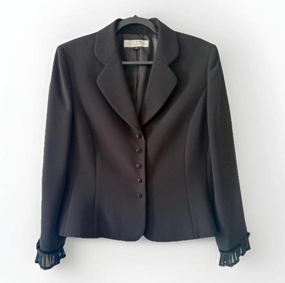 Vintage Tahari Arthur Levine Black Long Sleeve Blazer Ornate