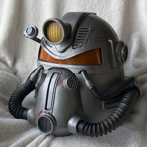 Fallout T-51 Power Armor Helmet – Cosplay – Painted & Weathered – Adult Size