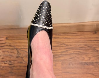 Vintage Schwarz und Gold High Heel Pump Style Schuhe, hergestellt in Spanien, nie getragen