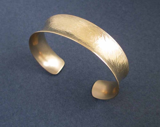 Hammered Gold Cuff Bracelet in 14k Gold Fill Gold Bangle Etsy