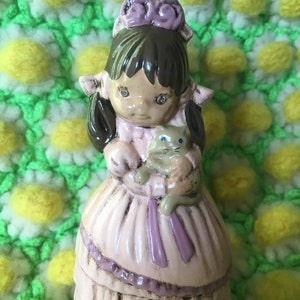 Chalkware statue, little girl holding cat, chalkware cat, vintage statue, 1960&#39;s kitsch