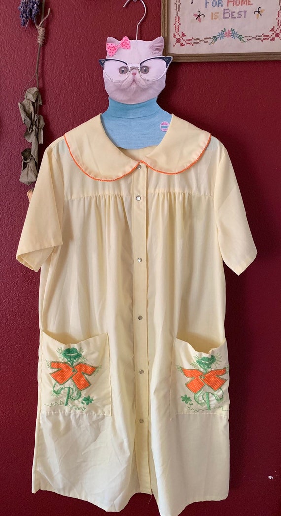 Scarecrow housedress, fall housedress, yellow smoc