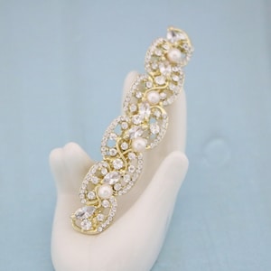 Pearl Crystal Bridal Hair Pieces Crystal and Pearl Bridal Comb Wedding Head Clip for Bride Wedding Hair Accessories for Bun Wedding hairclip