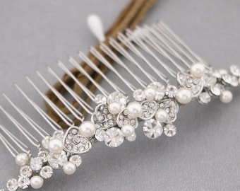 bridal hair piece for veil hair wedding accessories Wedding hair comb with pearl Bridal earrings Rhinestone earrings Bridal hair comb updo