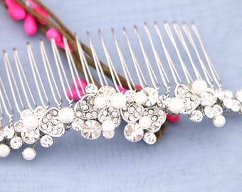 Crystal Pearl Bridal Hair Comb – Silver Tone Wedding Accessory Bridal hair piece with pearl Wedding hair comb Side hair piece Bridal comb