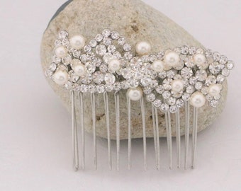 Pearl Crystal Bridal Hair Pieces Wedding Hair Accessories for Bun Silver bridal hair comb updo Small Bridal comb Wedding hair jewelry Bridal