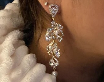 gold wedding earring chandelier pearl earrings bridal earrings drop Gold Crystal and Pearl Wedding Earring Long Gold Pearl Earrings mother