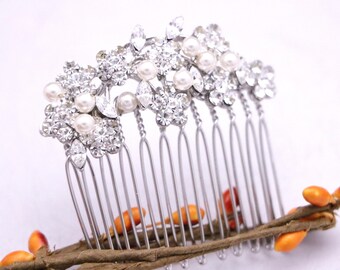 Rhinestone Wedding Hair Comb: Pearl Bridal Hair Piece Silver Bridal hair accessories Wedding hair clip Gold veil comb Rose gold hair comb