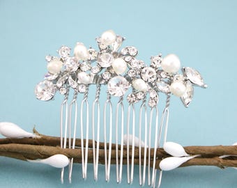 Silver Wedding Hair Comb: Rhinestone Flower, Pearl Bridal Headpiece Small or Large Bridal hair clip Wedding hair accessories Gold veil comb
